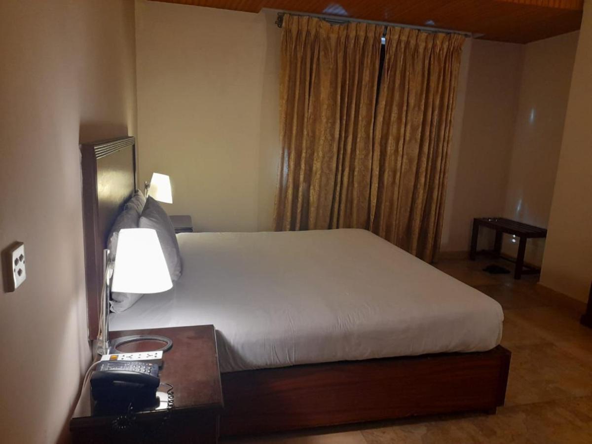 Shalimar Tower Hotel Lahore Exteriér fotografie