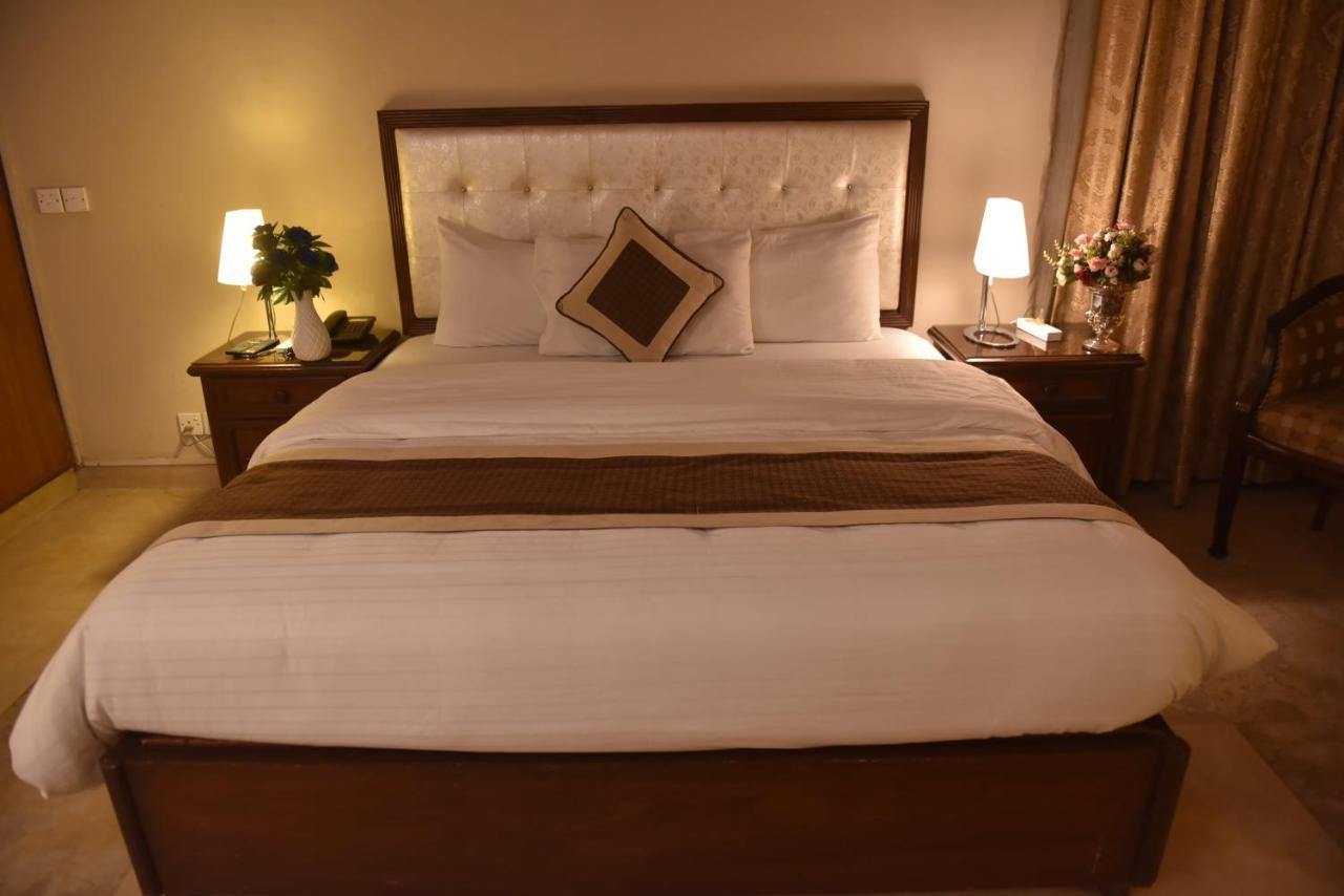 Shalimar Tower Hotel Lahore Exteriér fotografie